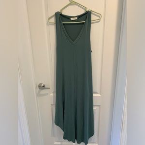 Jolie Blue/Green Dress Pockets Sleeveless V-neck See Description forMeasurements